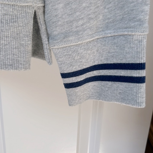 VINEYARD VINES Varsity Sweatshirt - Picture 4 of 6